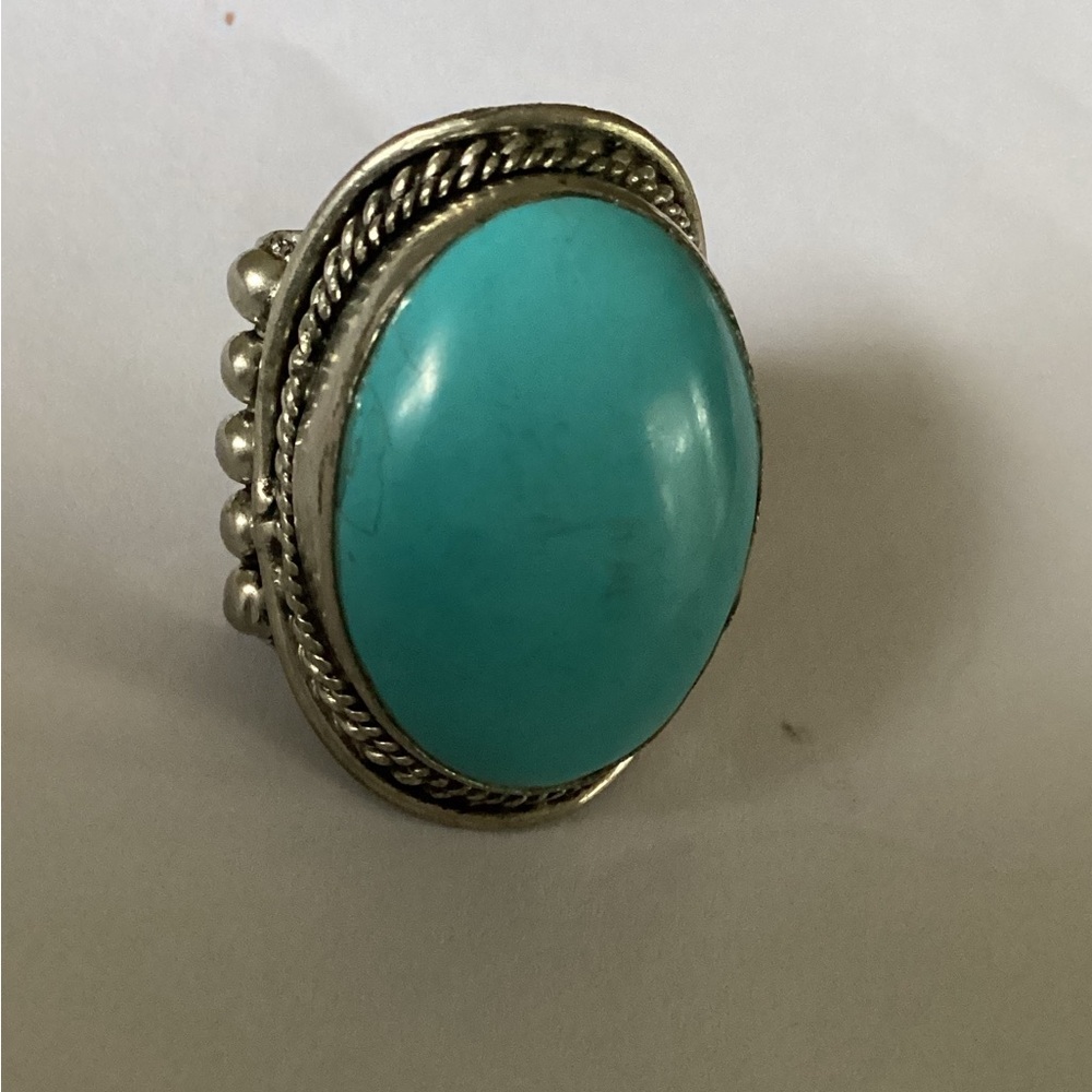 Woman’s Handcrafted Ring Size 9